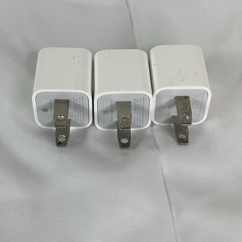 Apple USB-based Power adapter Charge iPhone iPad iPod Model A1385, Set Of 3